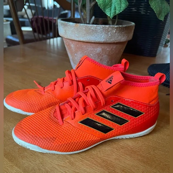 adidas gazelle silver green womens Adidas Crinu 24 M Bright Blue / True Orange / Cloud White / Core Black  Cricket Shoes